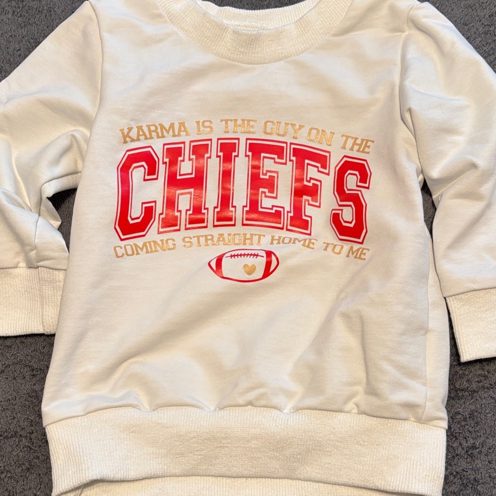 Kids Chiefs Graphic Hoodie - Cream and Red